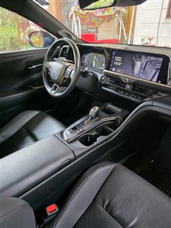 تۆیۆتا کراون